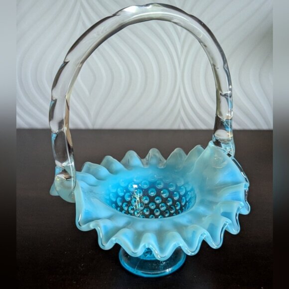Vintage Fenton Hobnail 6 Blue Opalescent Glass Basket 🩵 - Picture 2 of 5